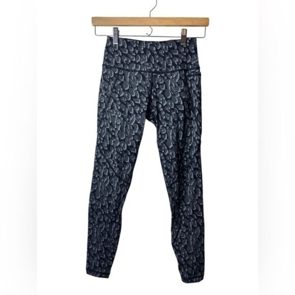 SWEATY BETTY the power leggings 7/8 length XXS - Picture 1 of 4